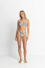 Load image into Gallery viewer, RHYTHM Sundance Floral Holiday Pant