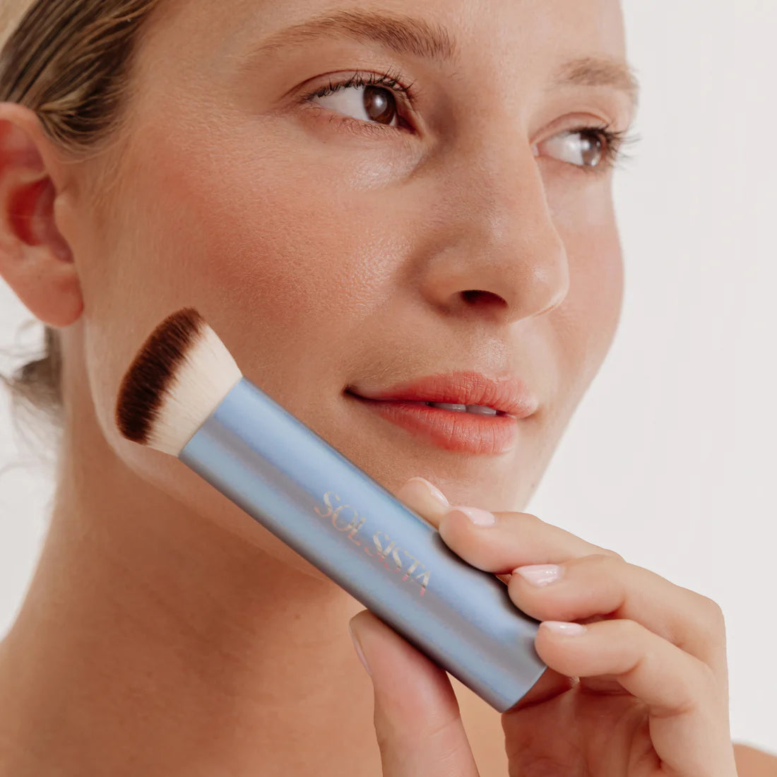 SOL SISTA: Contour + Blend brush