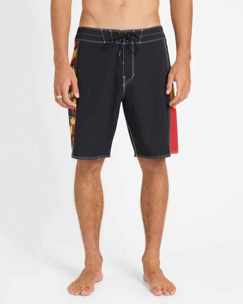 BILLABONG Mens Otis Dbah Pro 19" Boardshorts
