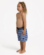 QUIKSILVER WAX HEADS 13 VOLLEY BOYS BOARDSHORTS