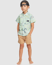 Load image into Gallery viewer, QUIKSILVER - BOYS 2-7 TAXER ELASTICATED SHORTS
