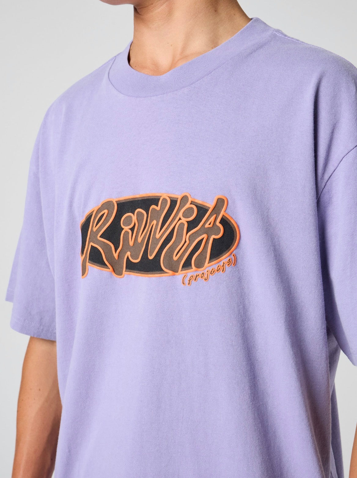 Rivvia Oval Graf Relaxed Fit T-Shirt