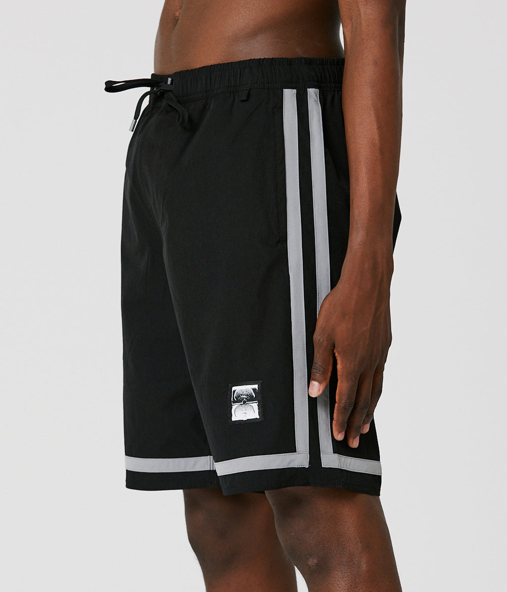 FORMER MOMENTUM 20' SWIM TRUNK - BLACK GREY