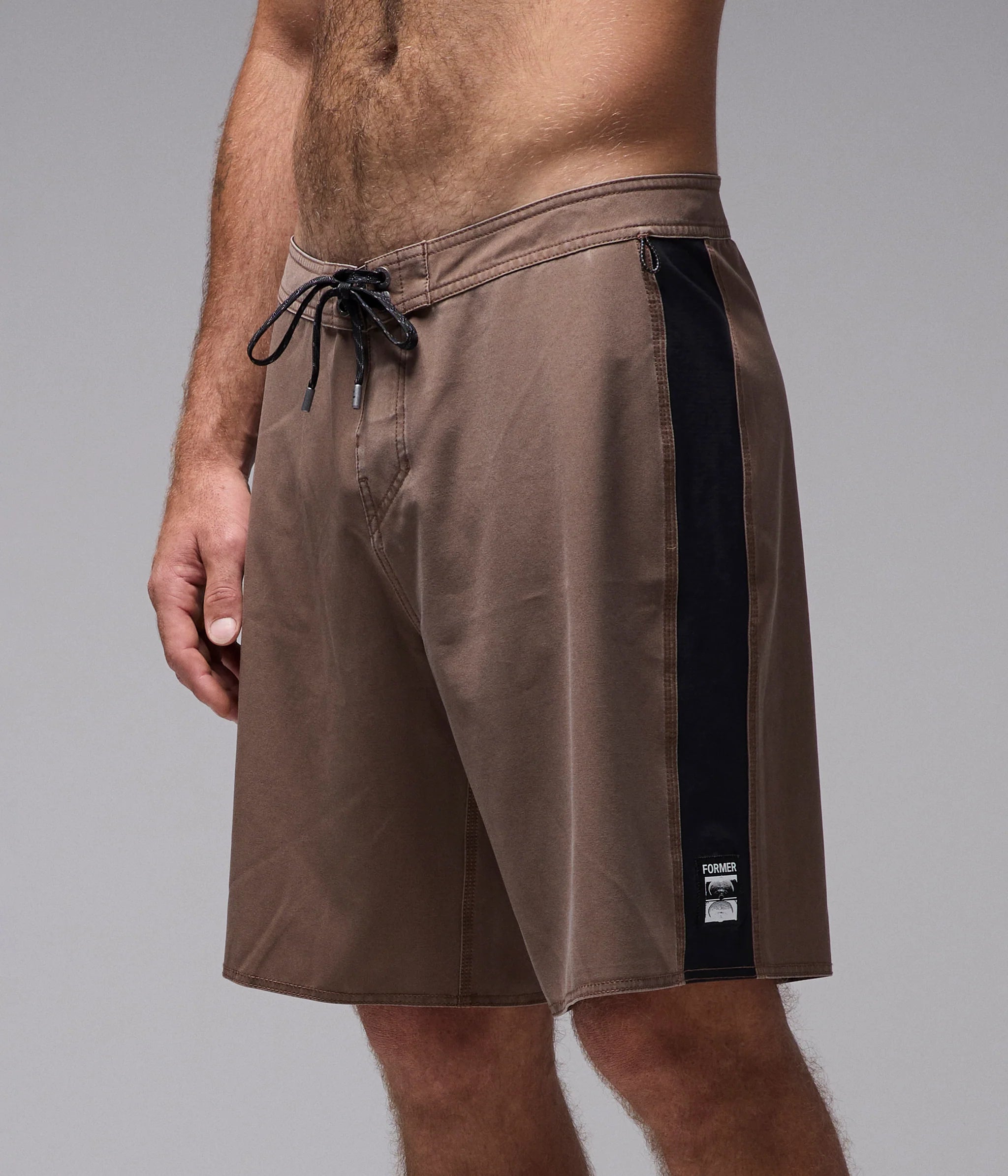 FORMER SYSTEM 19" TRUNK // CHOC