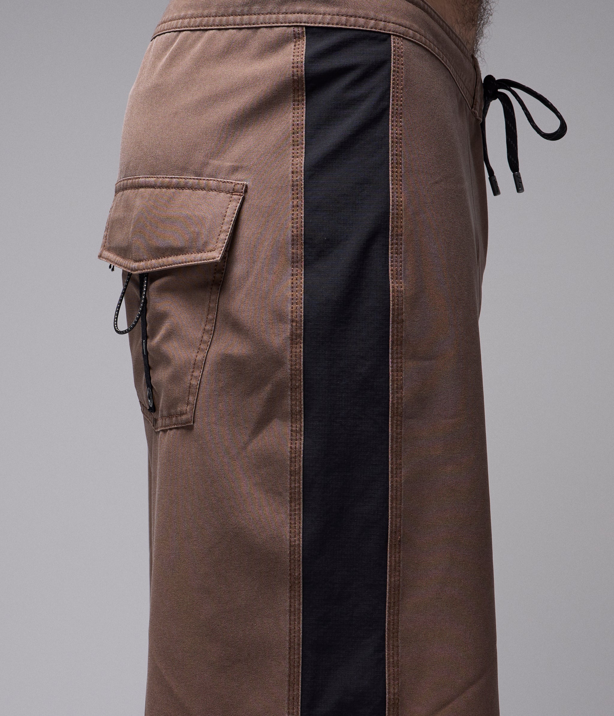 FORMER SYSTEM 19" TRUNK // CHOC