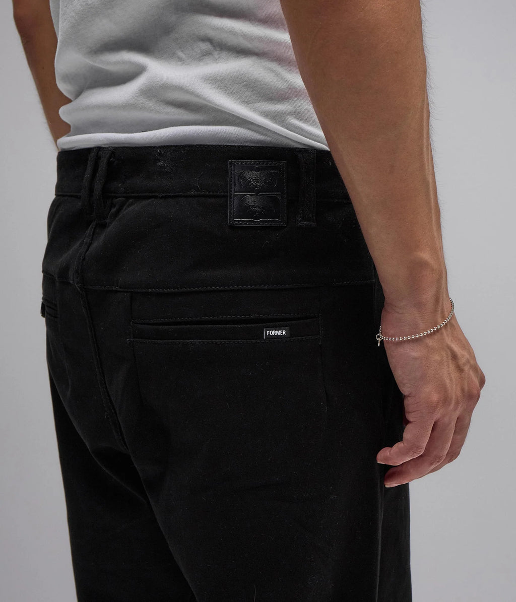 FORMER CRUX PANT // BLACK