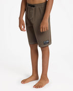 QUIKSILVER Exhibit 18" Volley Boys BOARDSHORTS