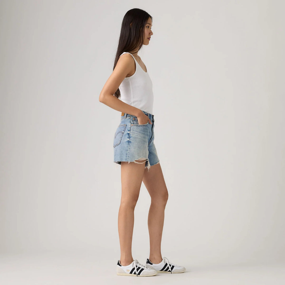 LEVI’S Women’s Ribcage Shorts