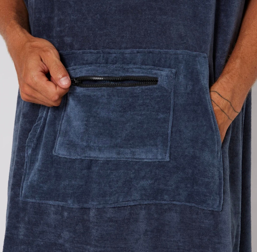 OCEAN + EARTH Mens Corp Hooded Poncho- Black
