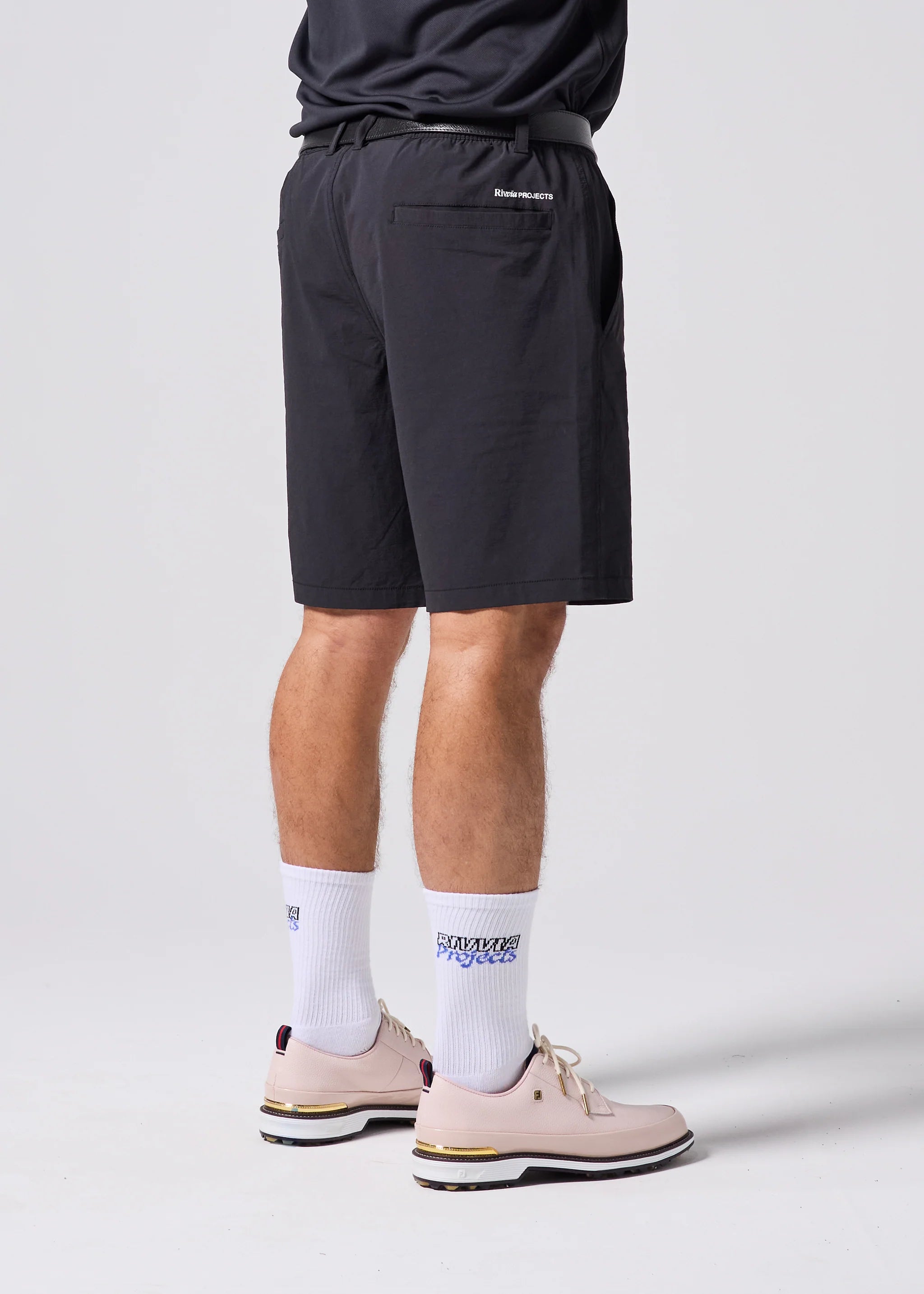 RIVVIA DAILY GOLF 19' SHORT : BLACK