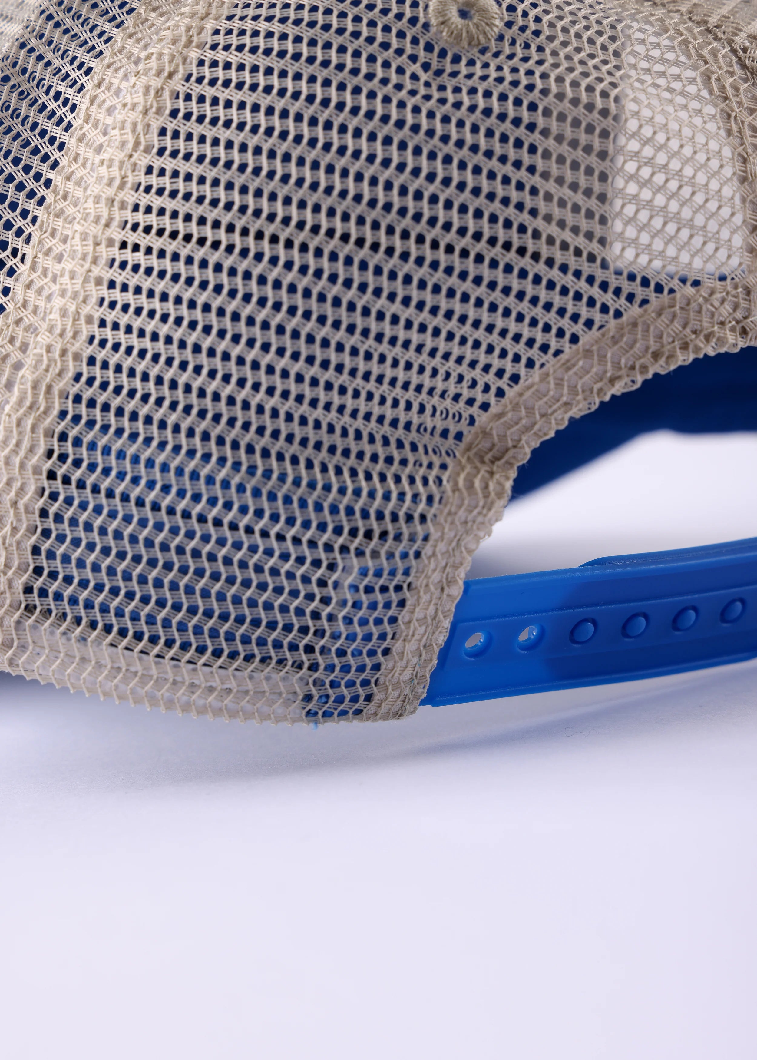 RIVVIA TESTIMONY CAP : BLUE