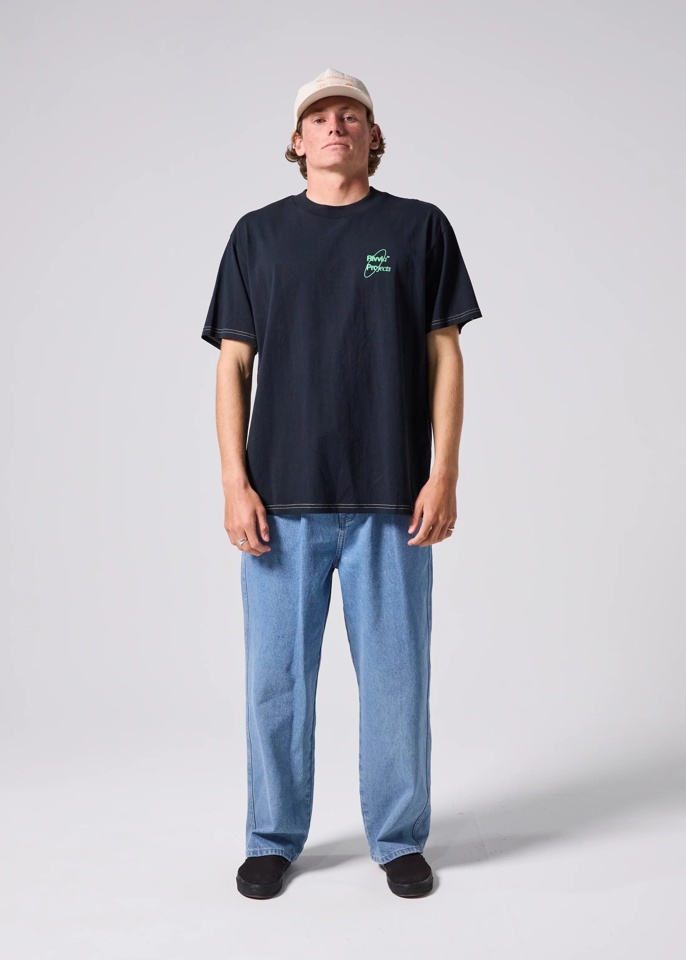 RIVVIA SCI-FI RELAXED FIT T-SHIRT : BLACK
