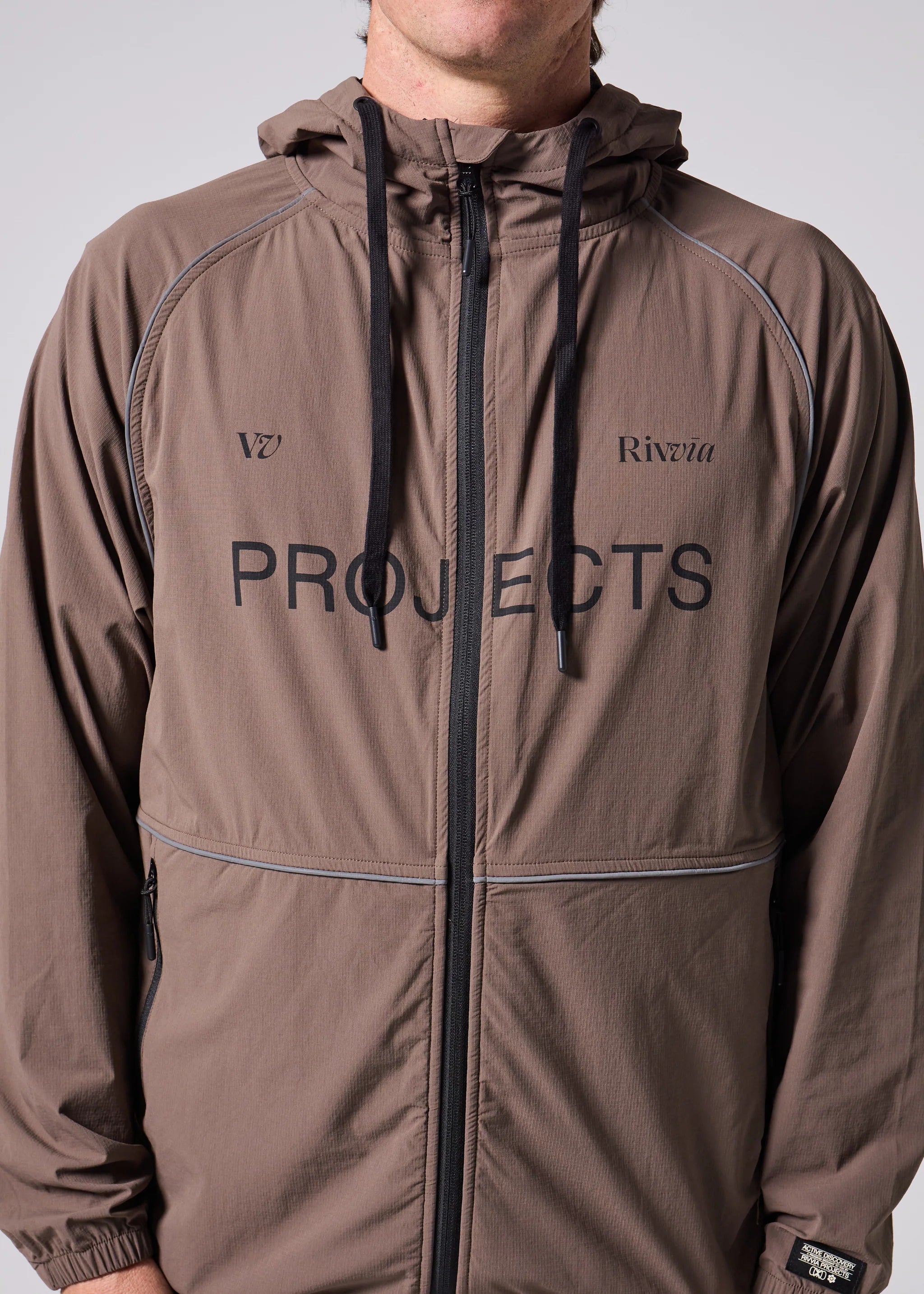 RIVVIA PROJECTS SPRAY JACKET : BROWN
