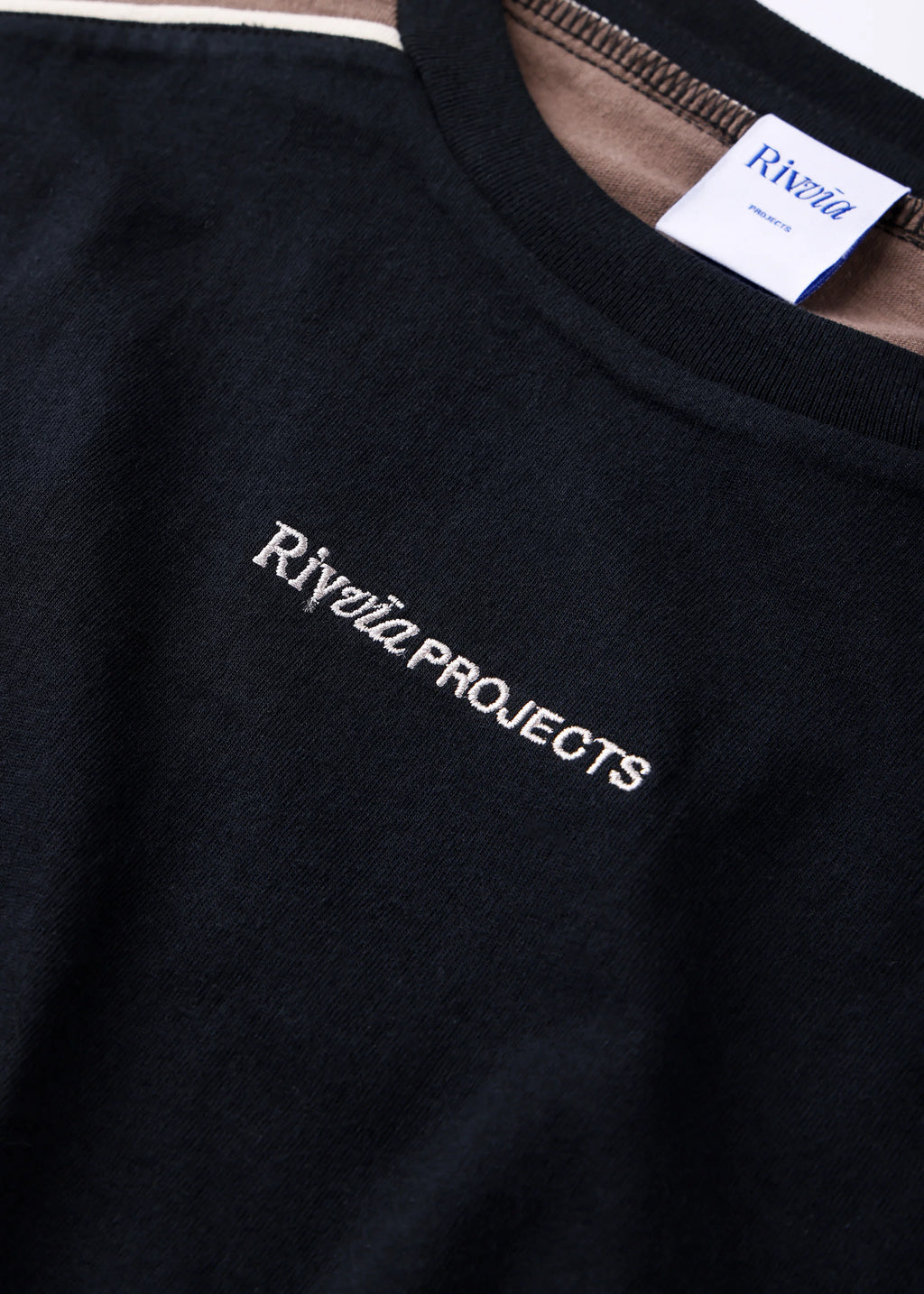 RIVVIA PASSAGE T-SHIRT : BLACK BROWN