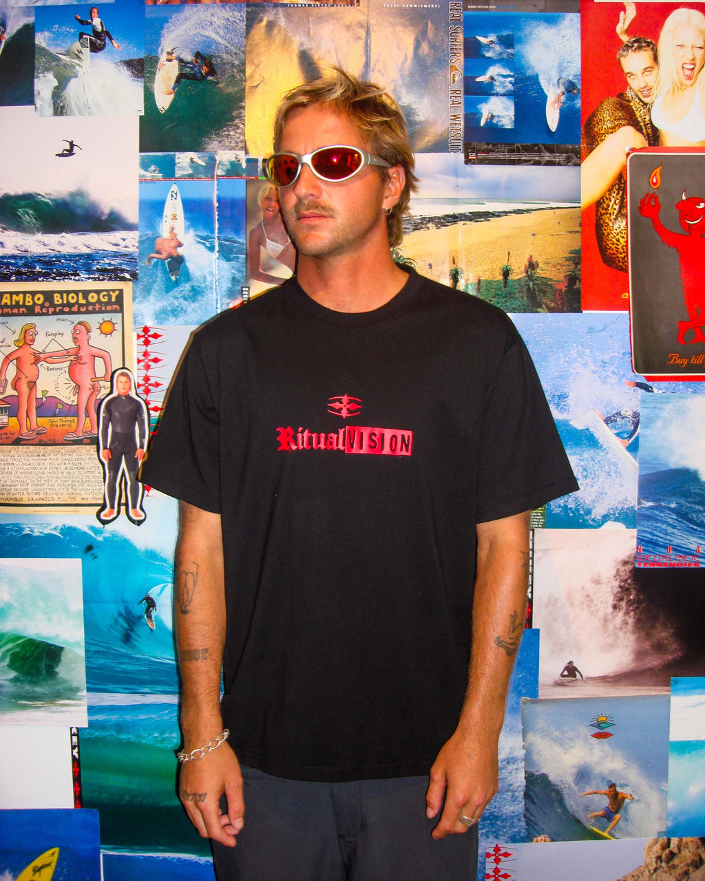 RITUAL VISION MERCH STACKED TEE