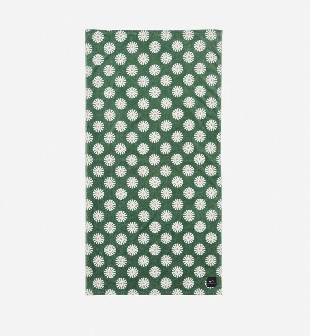 SLOWTIDE Sun Dazed Beach Towel