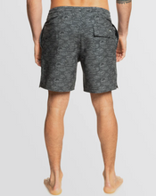 Load image into Gallery viewer, QUIKSILVER Mens Hana Bay Volley 17&quot; Shorts
