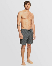 Load image into Gallery viewer, QUIKSILVER Mens Hana Bay Volley 17&quot; Shorts
