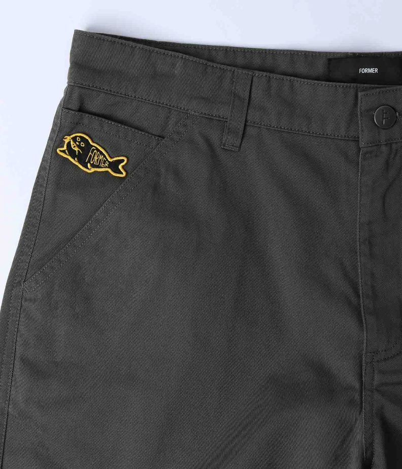 FORMER REYNOLDS 21" WALK SHORT DEEP OLIVE