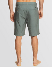 Load image into Gallery viewer, QUIKSILVER Mens Union Heather 20&quot; Amphibian Boardshorts
