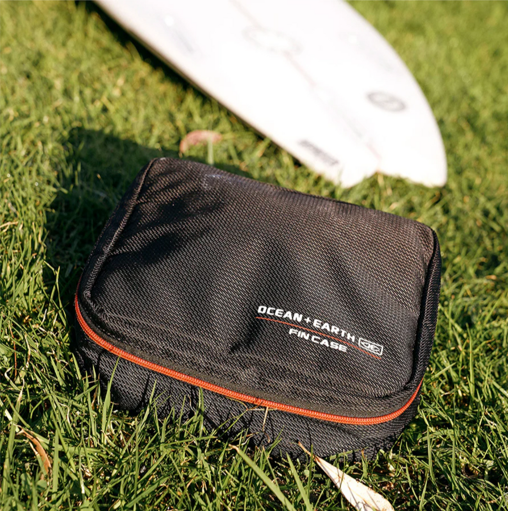 OCEAN & EARTH FIN CASE