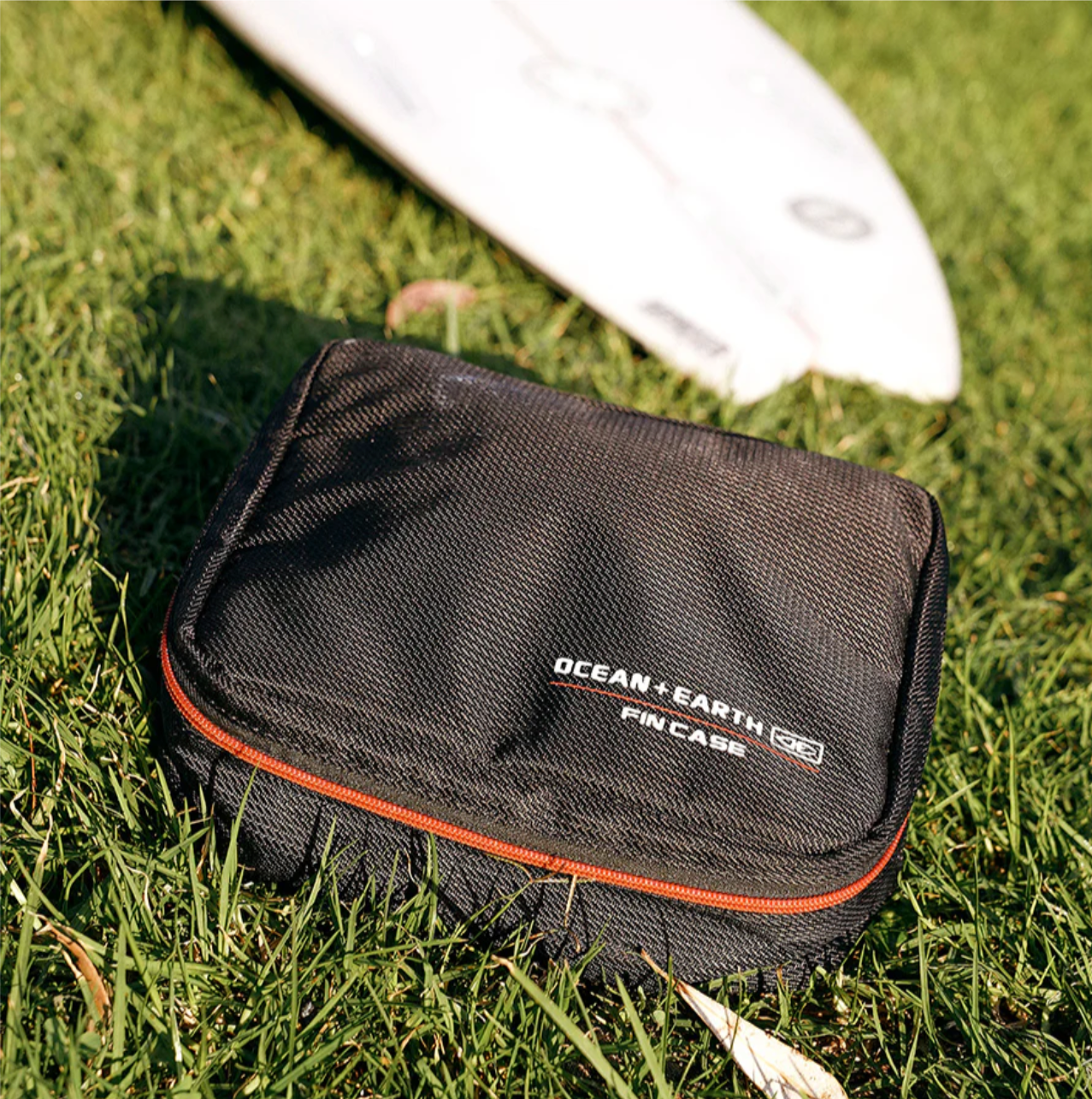 OCEAN & EARTH FIN CASE