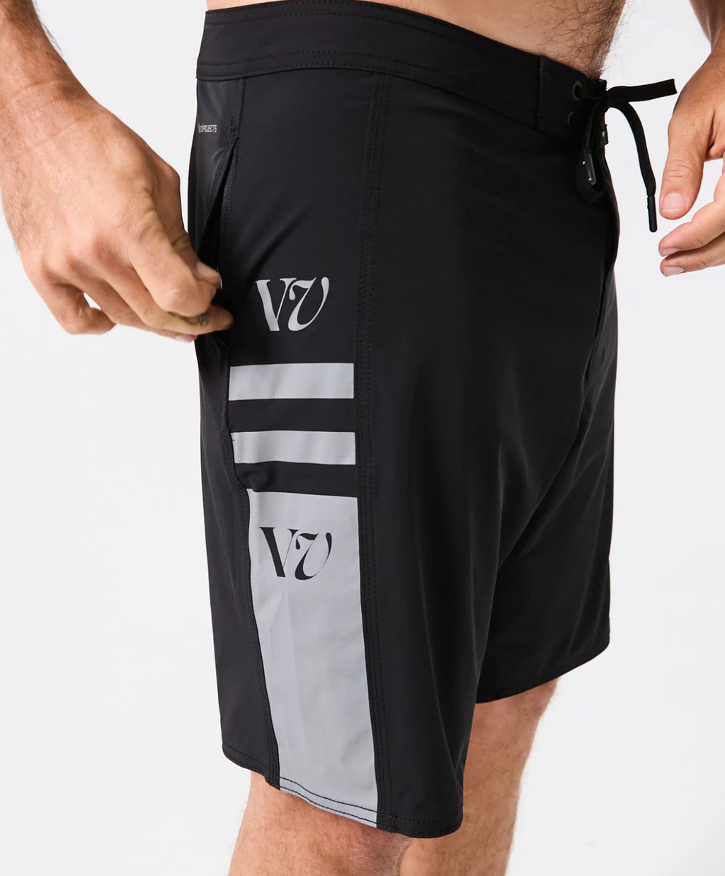 RIVVIA DISCLOSURE 19" TRUNK