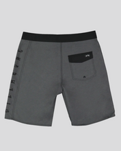 Load image into Gallery viewer, BILLABONG Mens Shadow Cut OG 20&quot; Boardshorts
