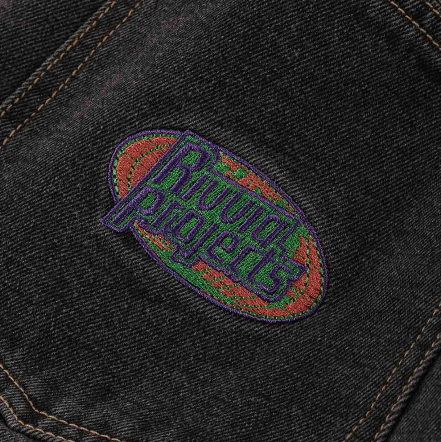 RIVVIA GLOBAL DENIM SHORT : WORN BLACK