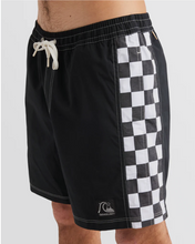Load image into Gallery viewer, QUIKSILVER Mens Original Arch Volley 17&quot; Swim Shorts
