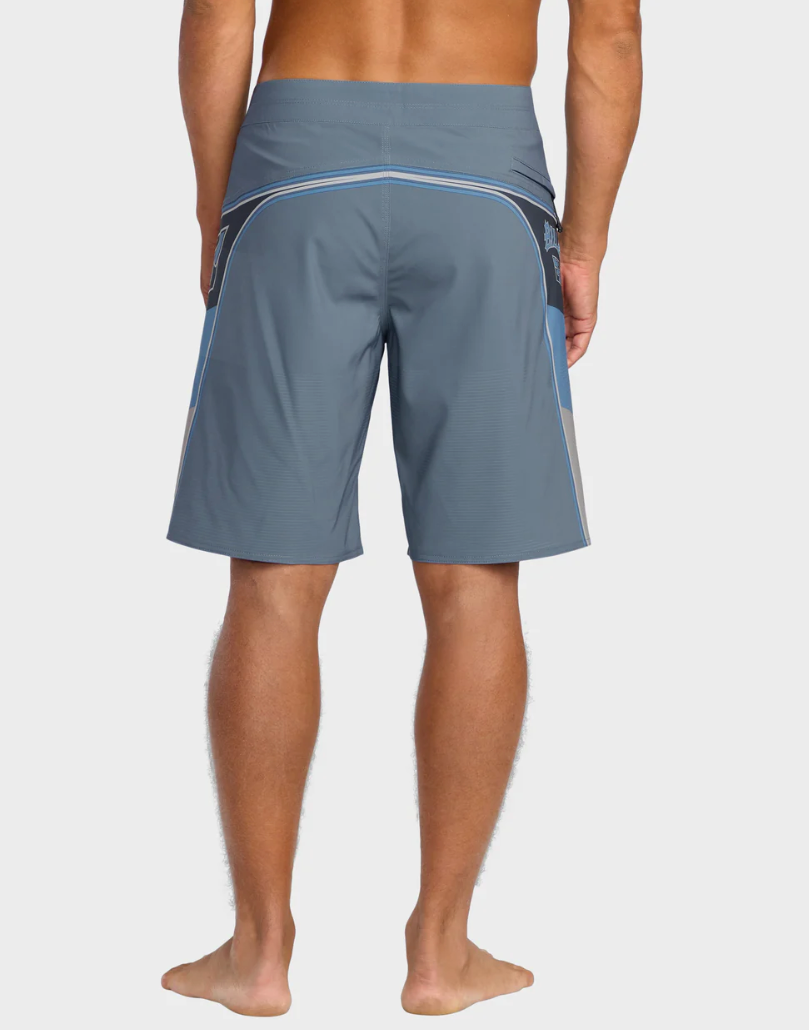 BILLABONG Mens Straddie Airlite 20" Boardshorts