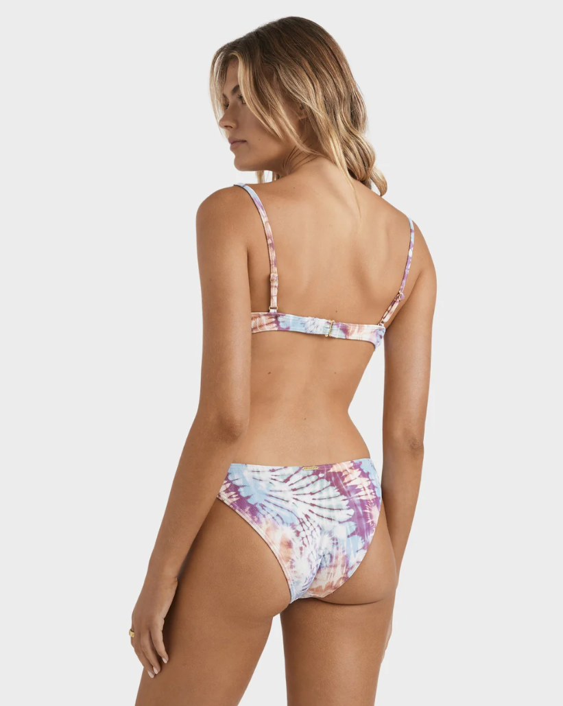 BILLABONG Womens Dyed Pretty Twisterd Demi Underwire Bikini Top