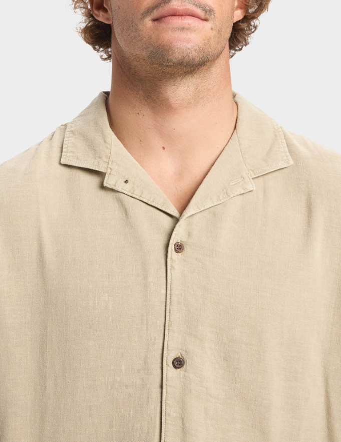 QUIKSILVER MENS SUNRISE SHORT SLEEVE SHIRT