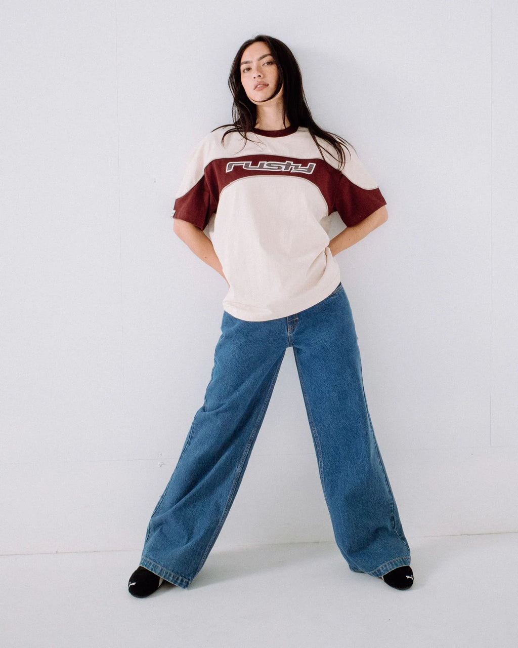 RUSTY Kinetic Oversized Graphic Tee