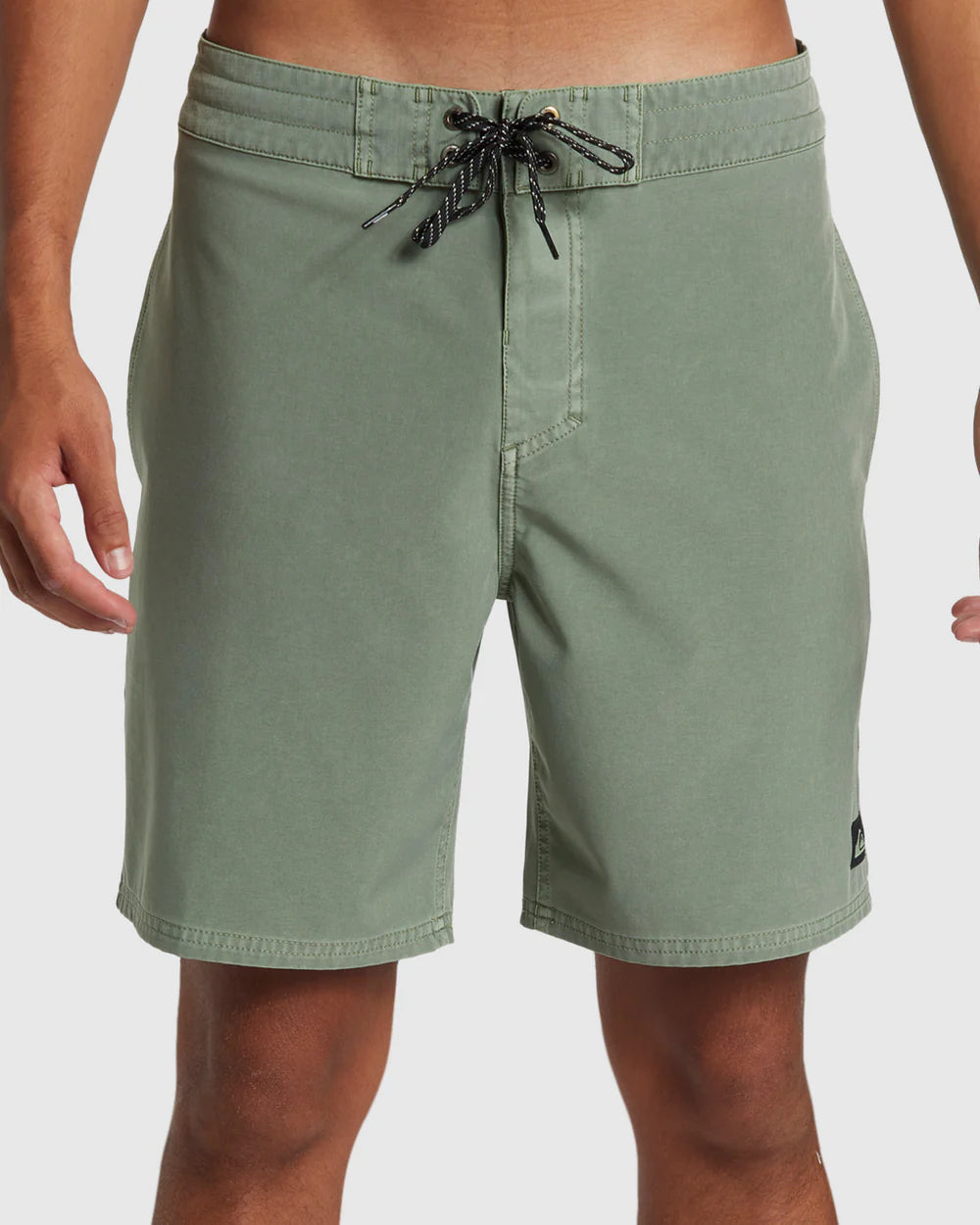 QUIKSILVER Mens Surfsilk Street Trunk 18" Boardshorts