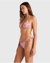 Load image into Gallery viewer, BILLABONG La Plage Rev Remi Tri Bikini Top
