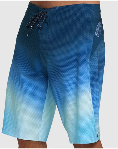 BILLABONG Mens Fluid Pro 21" Boardshorts