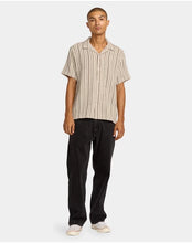 Load image into Gallery viewer, RVCA MENS VACANCY STRIPE SHORT SLEEVE SHIRT
