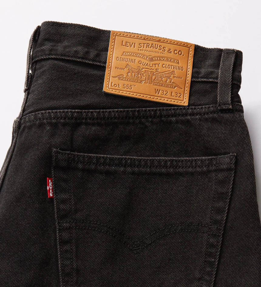 LEVI'S® MEN'S 555™ RELAXED STRAIGHT JEANS