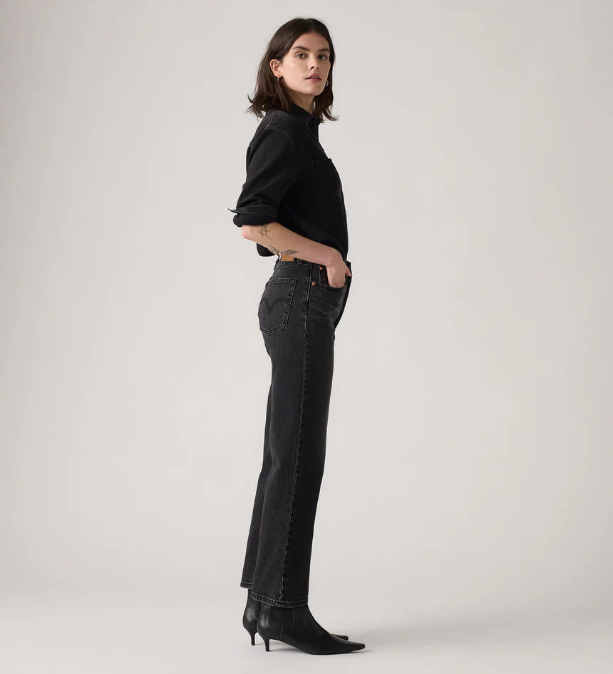 Levi's® Women's Ribcage Straight Ankle Jeansm