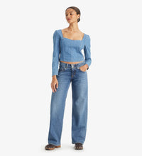 Load image into Gallery viewer, LEVI&#39;S® WOMEN&#39;S SUPERLOW JEANS
