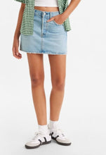 Load image into Gallery viewer, LEVI&#39;S ICON SKIRT
